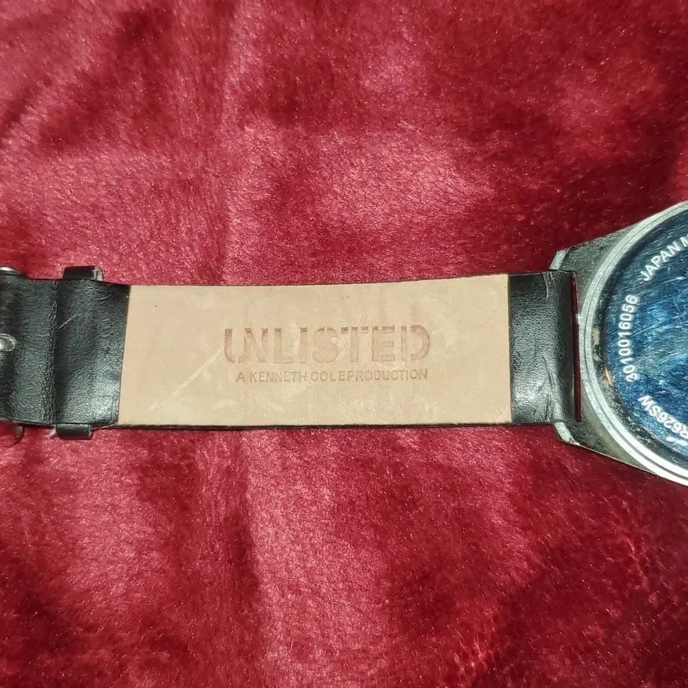 Unlisted Kenneth Cole Minimalist‎ Men's Watch Wristwatch Black Red Silver Analog